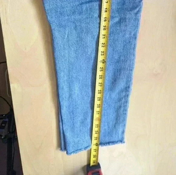 PISTOLA Jeans size 27 women Distressed Blue Color Crop - Picture 11 of 11